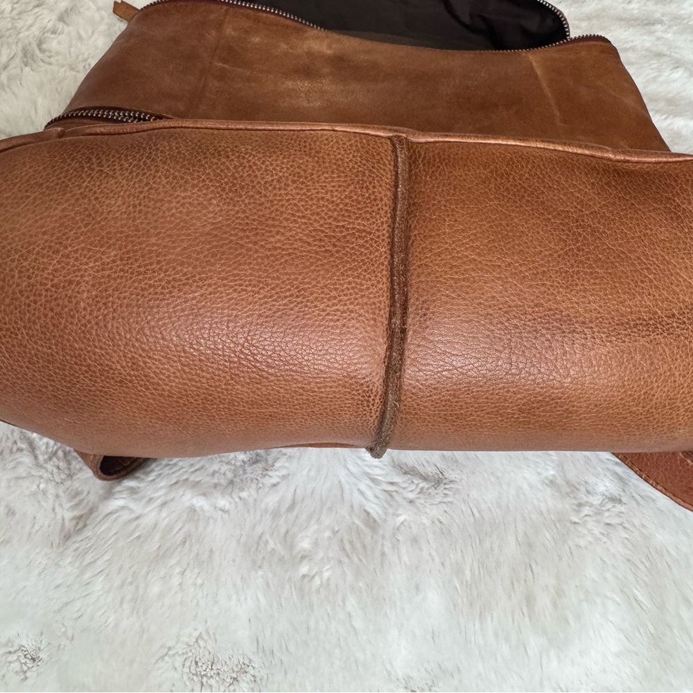 Vilenca Brown Leather Backpack - Picture 7 of 7